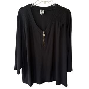 Anne Klein Black V Neck Gold Zip smocked blouse size 2X